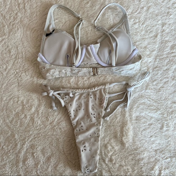 *SOLD* NWOT PrettyLittleThing Sage Bikini - Picture 4 of 6